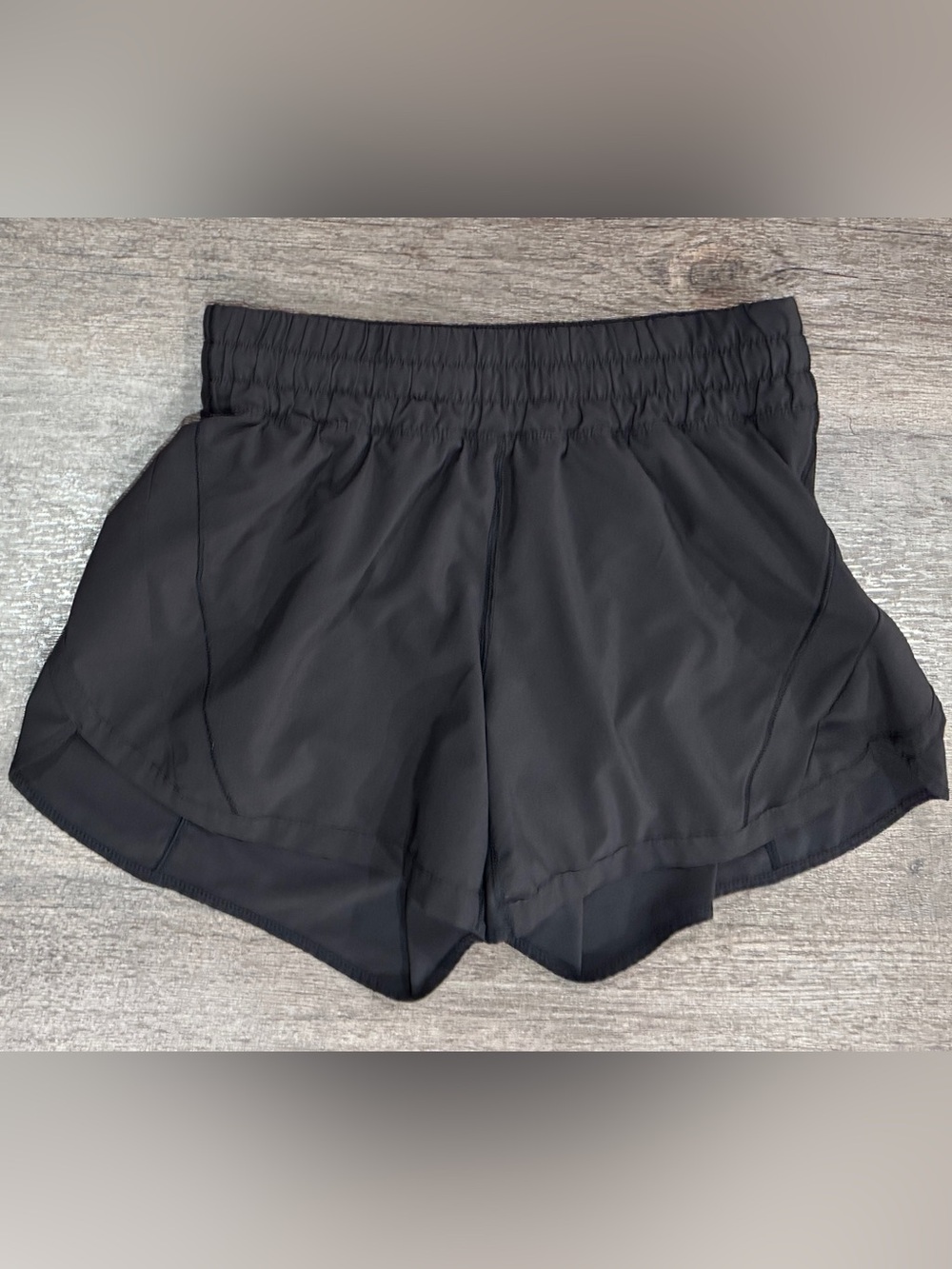 Lululemon Women’s Track That Short *5"